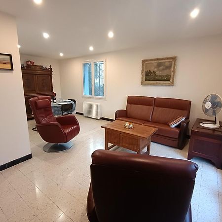 Grand Appartement, 2 Chambres Et Jardin Nîmes Buitenkant foto
